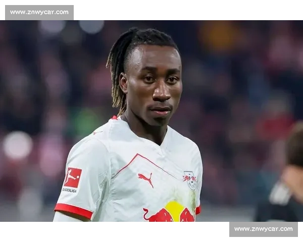 勒沃库森 3000 万欧求购利物浦中卫宽萨